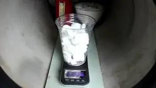 Weighing in a Vacuum