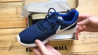 Обзор кроссовок Nike Tanjun 812654-414 (Оригинал)