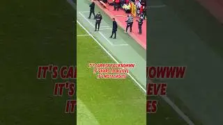 It&rsquo;s Carrick, you knowww 🎵 #manutd #carrick #chant #fans #coach #derbyday