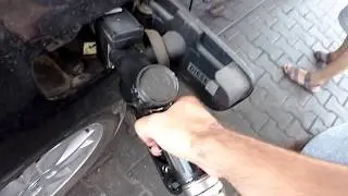 Renault Espace IV: Spring-loaded Metal Fuel Cap