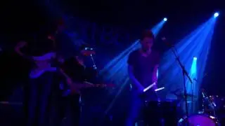 Cynbel - Snowflakes - Paradiso