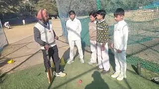 Basicsपर ही जोर दो पहले -simrang ने भेजे बहनभाई vanshu,rishiसीखेंगे क्रिकेटgs harry level 2skillsसे 
