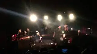 Mon laferte y los auténticos decadentes en el teatro Gran Rex -Amor- 2018