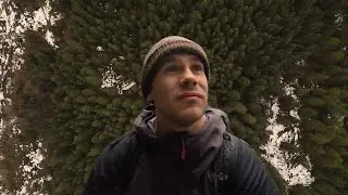 Кемпинг под тентом и изготовление печи для пиццы в условиях дикой природы