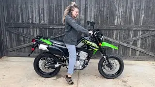 Может ли девушка ростом 5 футов ездить на Kawasaki KLX300SM?