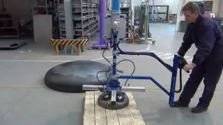 Famatec manipulator for handling cover metal sheet