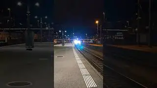 SBB Giruno arriving in Zurich with Headlight flash #train #shorts #zurich #viral