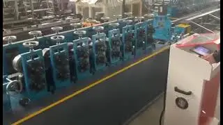Metal slotted angle roll forming machine