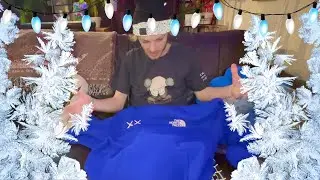 KAWS x The North Face Hoodie 'Bolt Blue' *UNBOXING+REVIEW* Video (CHRISTMAS GIFT🎁)