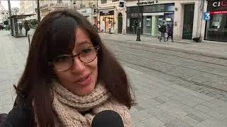 Décès de Johnny Hallyday: réactions recueillies dans les rues d'Orléans