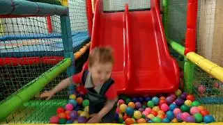 РАЗВЛЕКАТЕЛЬНЫЙ ДЕТСКИЙ ИГРОВОЙ ЦЕНТР С АРТЁМОМ #1 Entertainment for Children Play Center with Artem