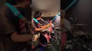 #japaneseband #undergroundmusic #alternativerock #visualshock#shorts