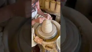 Throwing a Knob on. Leatherhard Lid