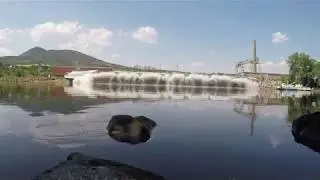 Ship Launch Tsunami  VS  GoPro Camera - [HD]