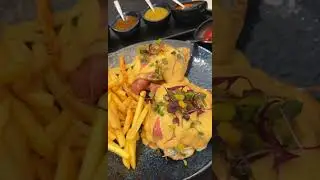 Bring your pup on a date | Pet Friendly Restaurant Patio in Dallas, TX