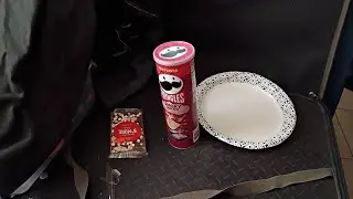 Сморы Hickory Farms и копченый бекон Pringles: дегустация 22.11.2025