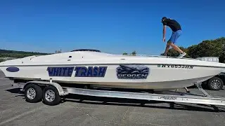 Take a 360-degree ride on board our sponsored boat 
