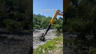 Our latest deployment in Jamaica - Interceptor 016 - is already catching trash.