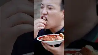 Can grasshoppers be eaten too? use this method to do#Shorts
