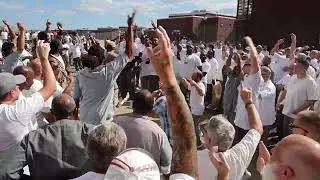 Концерт возрождения тюрьмы &laquo;Ты не забыт&raquo;