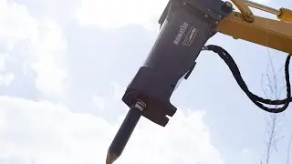 Choosing the right breaker attachment for your job | Komatsu Construction