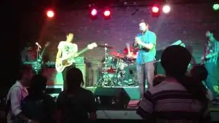 HRVRD - Cardboard Houses (Live at Jake's in Lubbock, TX)