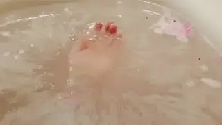 Pinky Promise Flower bath bomb from Rituals - Review