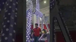 360 degree swing at dlf mall
