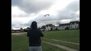 *Freilein WINDRIDER III* .Quad Line Kite.  (Cerf-volant à 4 lignes) Second flight session 2/2