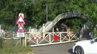 Brundall Station LC, 156416 (28/08/2017)