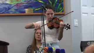 Вновь у Голгофы склоняюсь я .