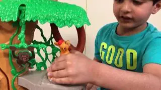 The Lion Guard Training Liar Play Set New Toy with Kion Attacking Janja