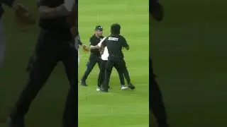 Astros fan runs on field security and police get him #astro #mlb