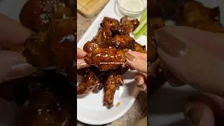 РЕЦЕПТ ДЛЯ СУПЕРКУБКА! Приготовьте дома лучшие хрустящие куриные крылышки в аэрогриле с острым со...