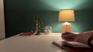 5 minute journal with me. Cozy vibes and a reflection question