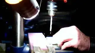 Gradowanie PCV stalką oprawioną w ręcznym uchwycie