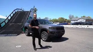 2022 Jeep Grand Cherokee 4xe | First Look  | Twin Cities Auto Show