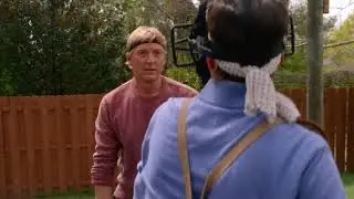 Johnny does the crane kick | Cobra Kai Season 4