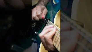 Two-way pick slanting for strict alternate picking #shredguitar #johnpetrucci #ibanez #paulgilbert