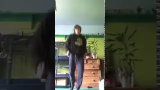 default dancing every day until maki ligon makes a yuuto ichika default dance [DAY 3]