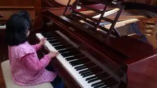 Maria Elena Walsh. Canción de bañar la luna.