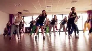 Jamaican Meeting vol.3 Weronika Otrebska on Mavado 'Settle down'