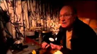 Les Paul Mini Biography From Chasing Sound DVD