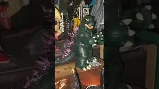 Godzilla figures by Diamond Select toys