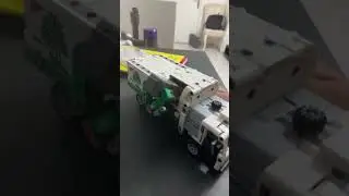 Lego TECHNIC MACK LR ELECTRİC GARBAGE TRUCK 42167