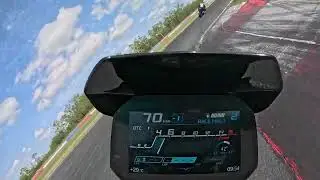 Onboard an M1000R @ Queensland Raceway in 40c heat! Farkin Hot!