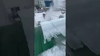 #icedam #icedamsteaming #ice #steam #iceremoval #snow #icesteaming #iceremoval #satisfying #winter
