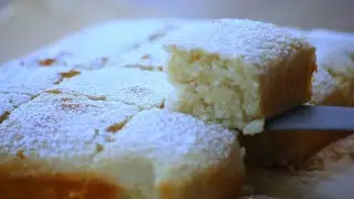 Soft and Simple Coconut Cake in 30 minutes