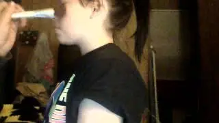 make-up tutorial. Isabel does my make-up(: