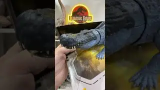 NEW TOY ARRIVAL: Gigantic Thrasher Purussaurus from Jurassic World Rebirth | CollectJurassic.com